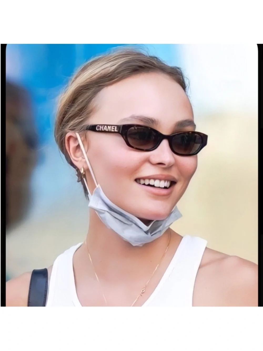 New Chanel Limited Edition rectangle sunglasses A71280 from 2018 collection.